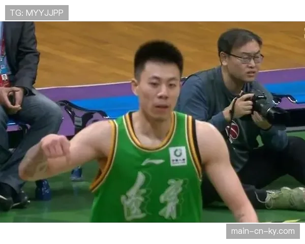 上海怀特塞德盖帽率9.1% 内线防守覆盖面积联盟顶级